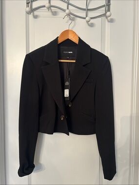 Fashion Nova Black Cropped Blazer with Notch Lapels
